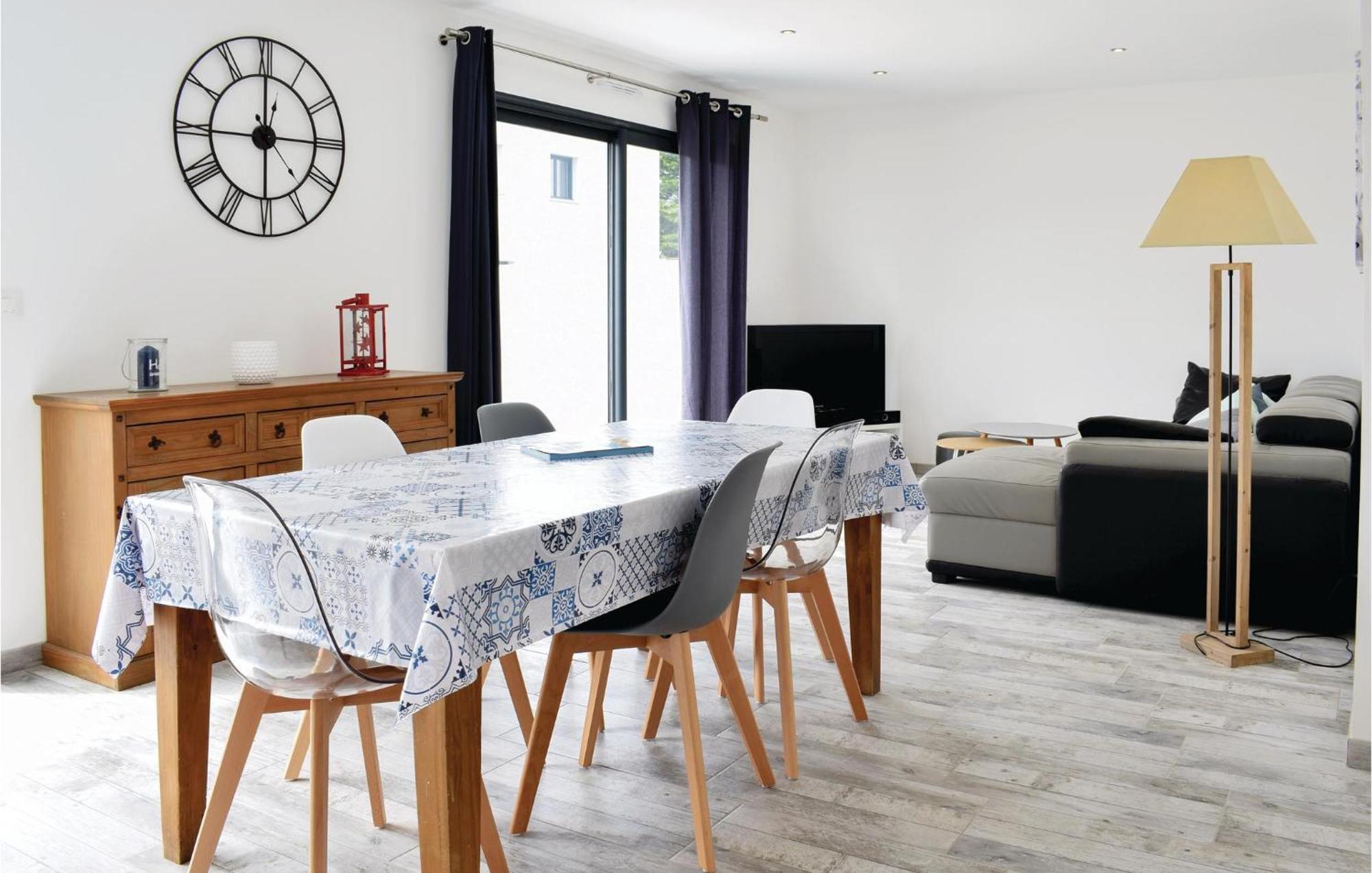 Amazing Home In Saint-Germain-Sur-Ay With Wifi Екстериор снимка
